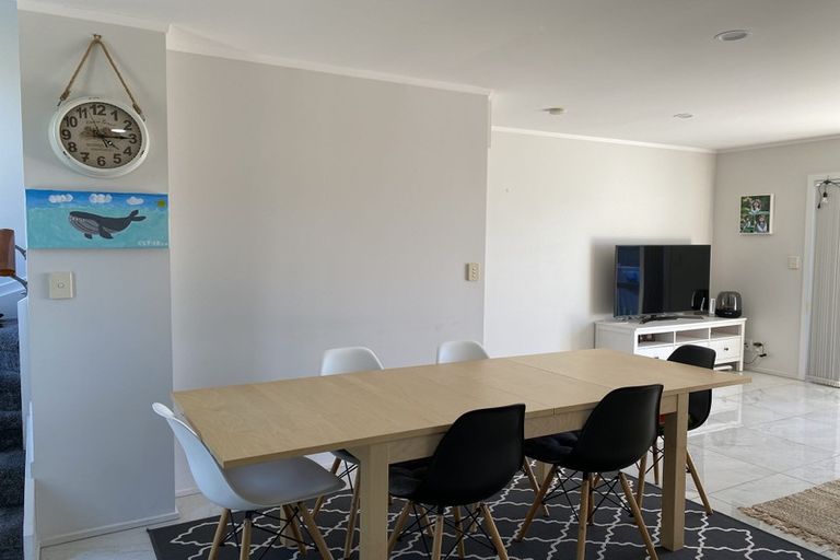 Photo of property in 7/15 Andersons Road, Oteha, Auckland, 0632