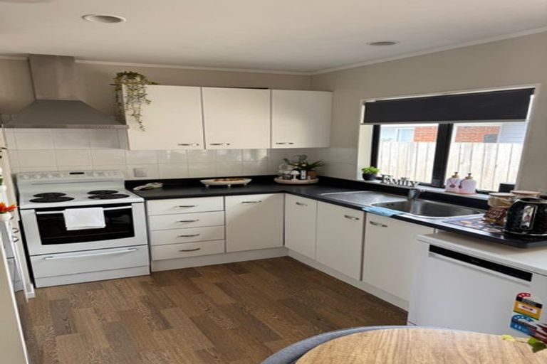 Photo of property in 62 Angelo Avenue, Howick, Auckland, 2014