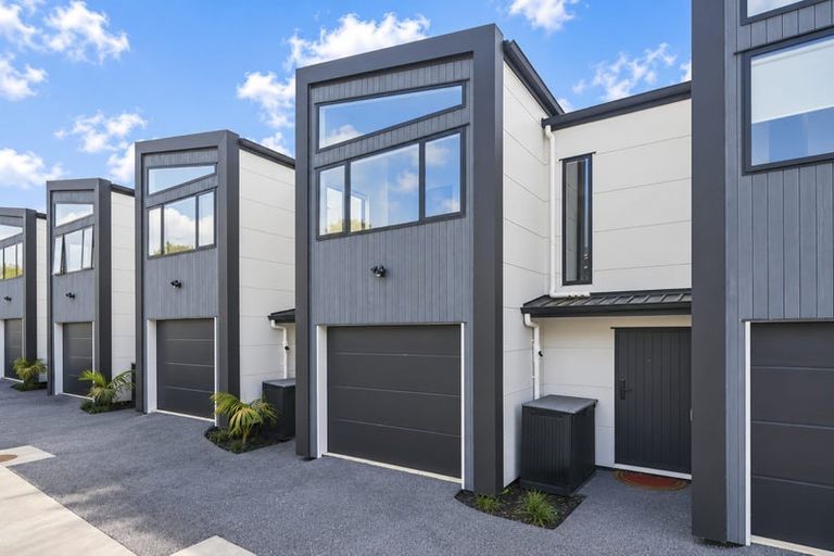 Photo of property in 5/7 Tapu Road, Huapai, Kumeu, 0810