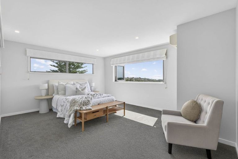 Photo of property in 17 Mayfair Crescent, Mairangi Bay, Auckland, 0630