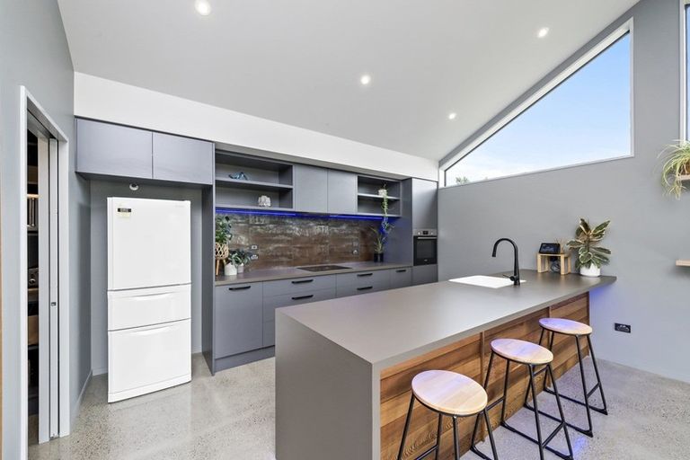 Photo of property in 13 Taiaroa Place, Southbridge, 7602