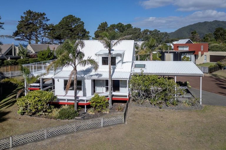 Photo of property in 5 Vista Paku, Pauanui, Hikuai, 3579