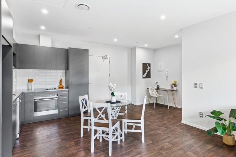 Photo of property in 7/2g Onekiritea Road, Hobsonville, Auckland, 0616
