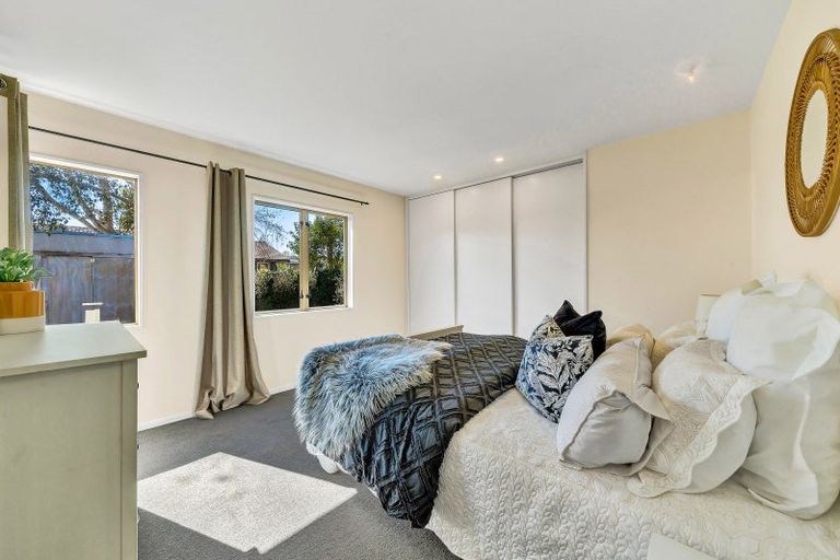 Photo of property in 6 Forest Hill Road, Henderson, Auckland, 0612