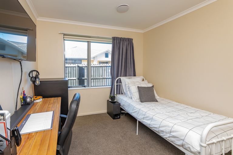 Photo of property in 204f Burwood Road, Burwood, Christchurch, 8083