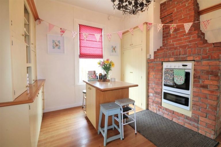 Photo of property in 10 Te Weka Street, Maori Hill, Timaru, 7910