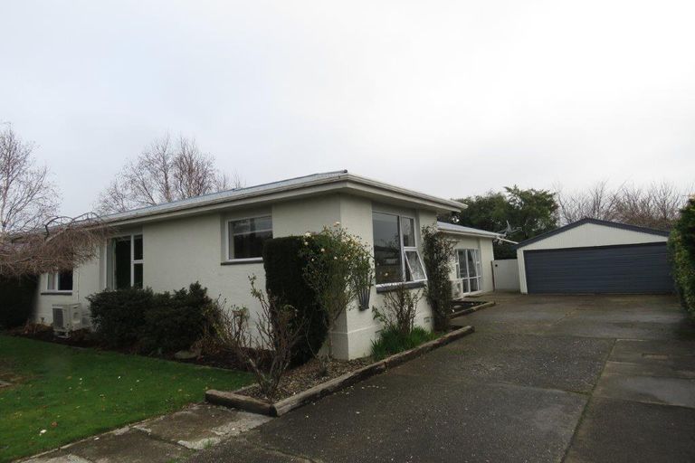 Photo of property in 120 Stobo Street, Grasmere, Invercargill, 9810