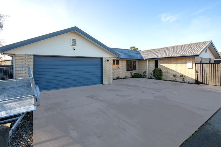 Photo of property in 204f Burwood Road, Burwood, Christchurch, 8083