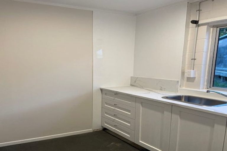 Photo of property in 4 Gails Drive, Okura, Albany, 0792