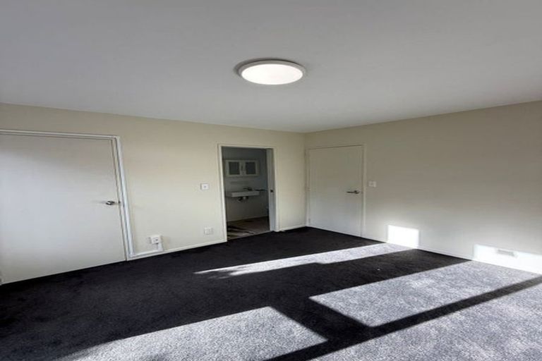 Photo of property in 49 Albionvale Road, Glen Eden, Auckland, 0602