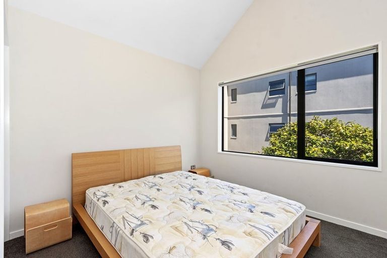 Photo of property in 2/250 Worcester Street, Christchurch Central, Christchurch, 8011