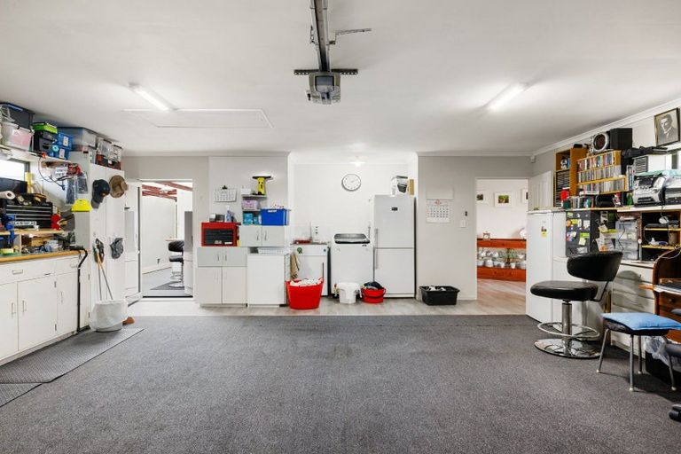 Photo of property in 2 Brunswick Place, Rototuna North, Hamilton, 3210