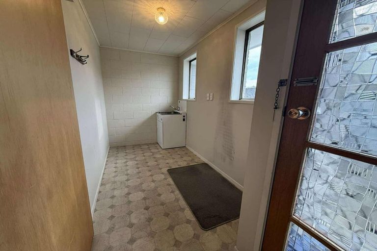 Photo of property in 2/112 Mcleod Street, Camberley, Hastings, 4120