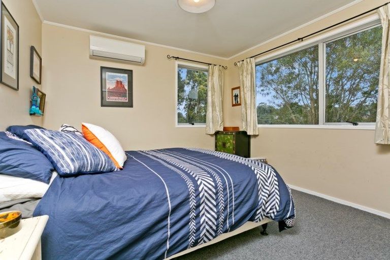 Photo of property in 8 Jayne Place, Torbay, Auckland, 0630