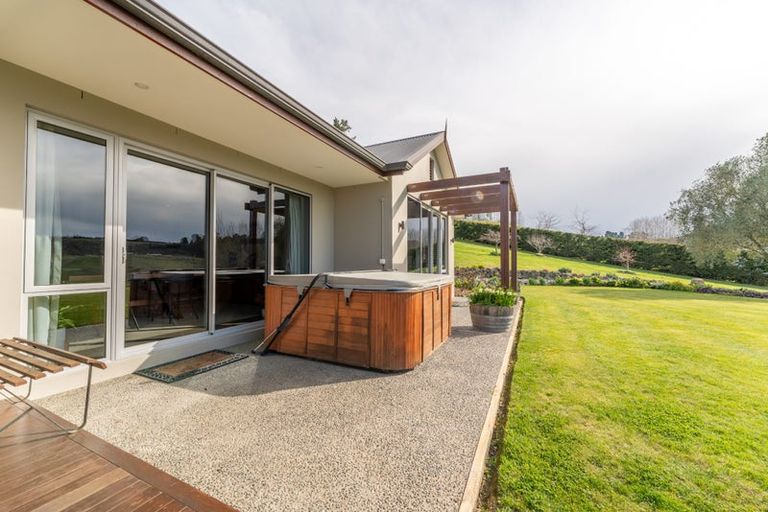 Photo of property in 151 Oakwood Road, Hadlow, Timaru, 7974