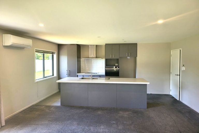 Photo of property in 22 Hurutini Way, Halswell, Christchurch, 8025
