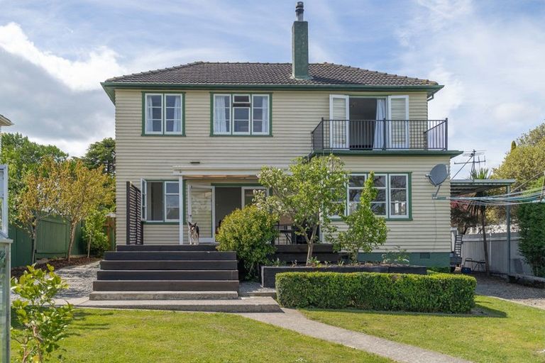 Photo of property in 3 Stamford Place, Lansdowne, Masterton, 5810