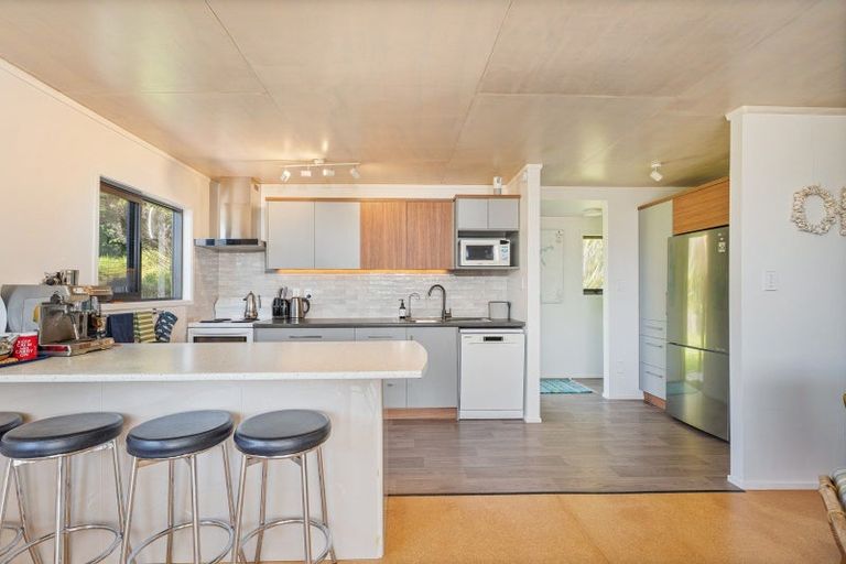 Photo of property in 15 Matapaua Bay Road, Opito Bay, Whitianga, 3592