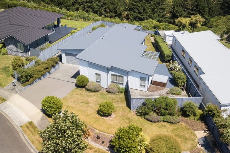 Photo of property in 30 Sumner Terrace, Aotea, Porirua, 5024