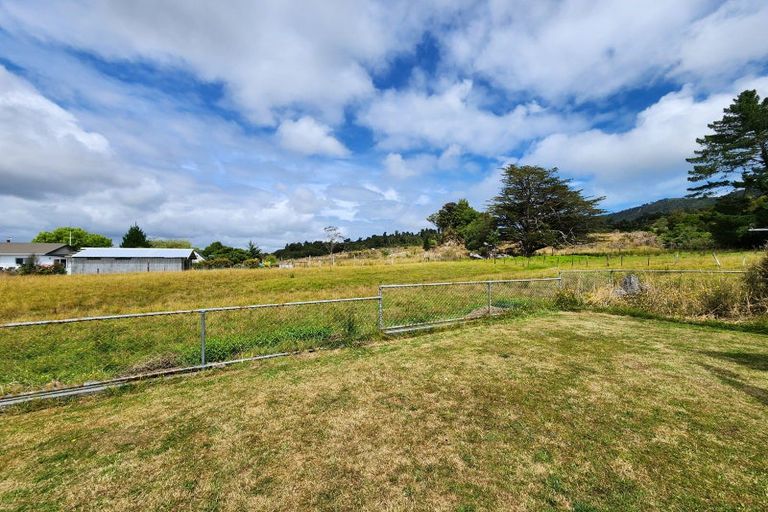 Photo of property in 663 Seven Mile Road, Runanga, 7803