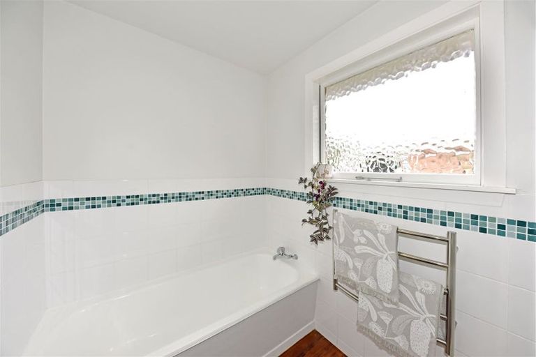 Photo of property in 203 Centaurus Road, Saint Martins, Christchurch, 8022