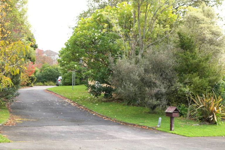 Photo of property in 10 Four Trees, Cockle Bay, Auckland, 2014