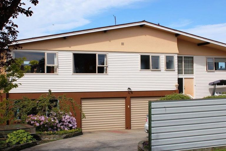 Photo of property in 13 Greta Street, South Hill, Oamaru, 9400