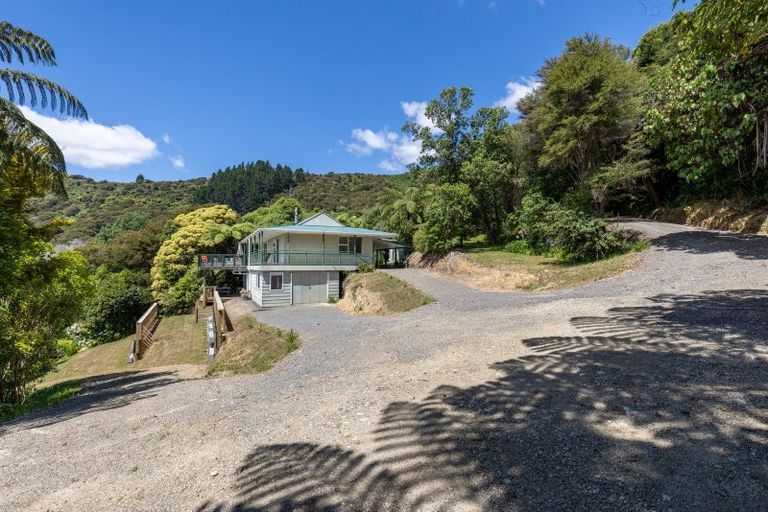 Photo of property in 280 Moetapu Bay Road, Moetapu Bay, Picton, 7282
