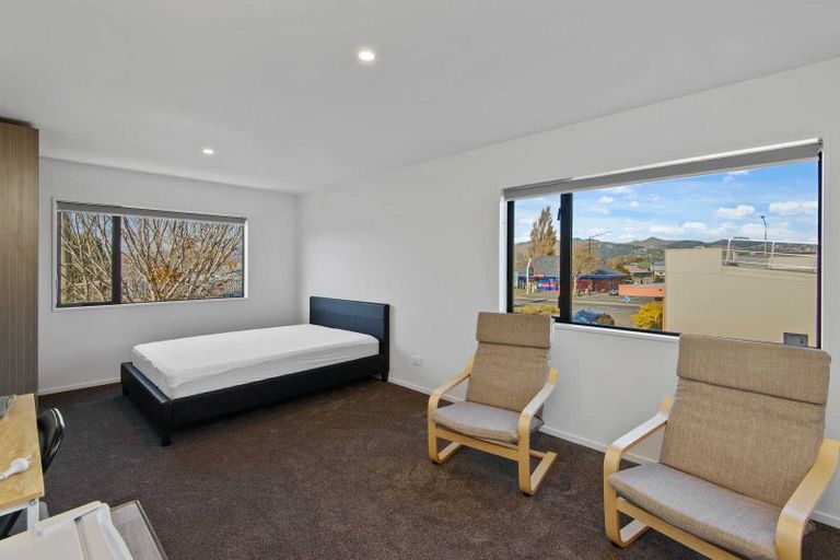 Photo of property in 7a Mathesons Road, Phillipstown, Christchurch, 8011