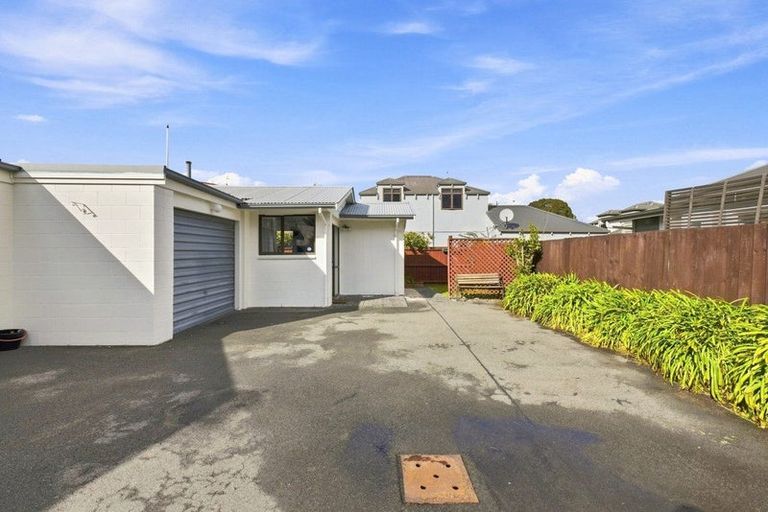 Photo of property in 2/75 Spencer Street, Addington, Christchurch, 8024