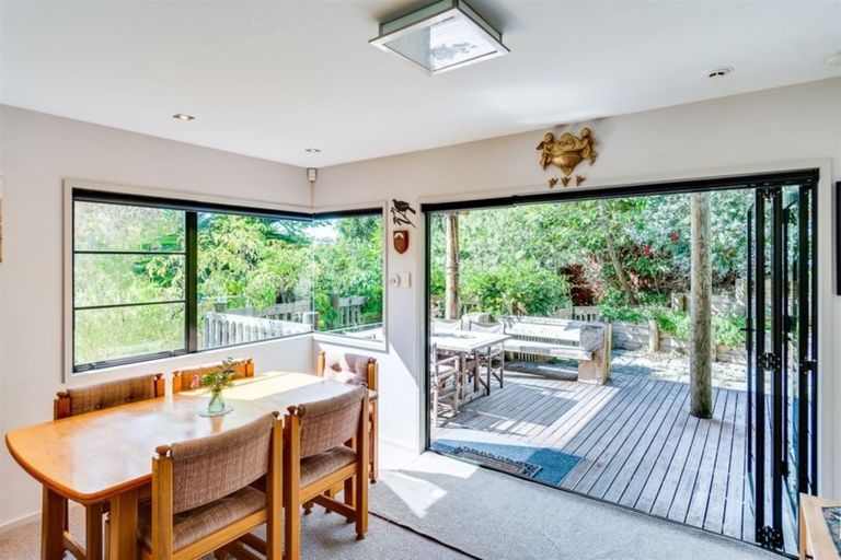 Photo of property in 6a Kokako Place, Taradale, Napier, 4112