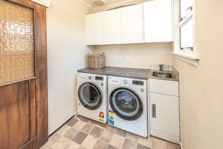 Photo of property in 24 Burns Street, Tawhero, Whanganui, 4501