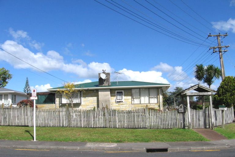 Photo of property in 38 Strid Road, Te Atatu South, Auckland, 0610