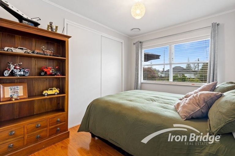Photo of property in 57 Fairclough Road, Beach Haven, Auckland, 0626