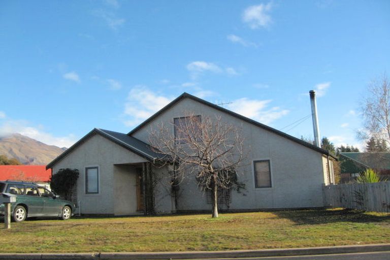 Photo of property in 3 Ragan Lane, Wanaka, 9305