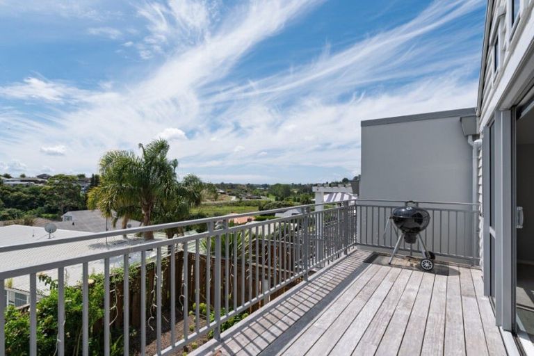 Photo of property in 1/19 Brodie Place, Bethlehem, Tauranga, 3110