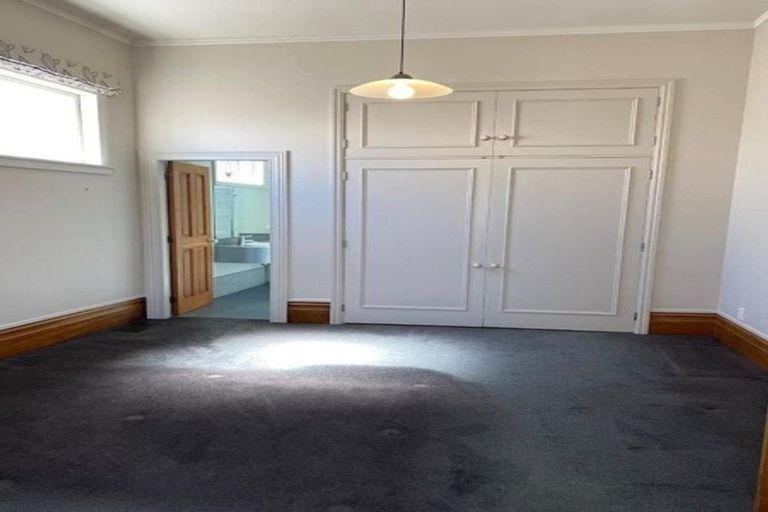 Photo of property in 17 Armour Avenue, Mount Victoria, Wellington, 6011