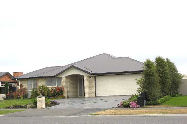 Photo of property in 62 Rothesay Road, Parklands, Christchurch, 8083