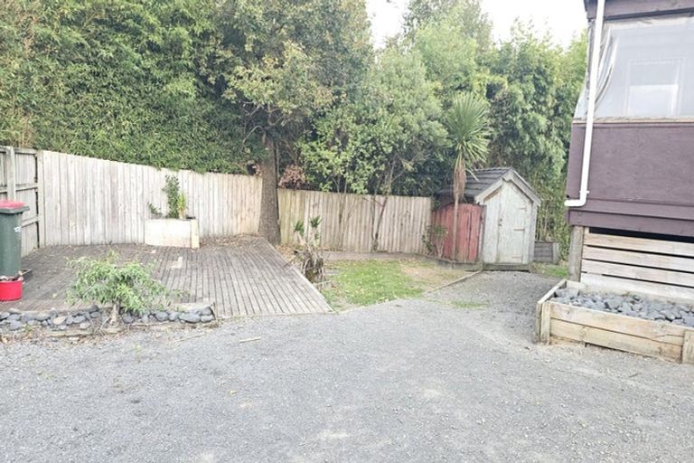 Photo of property in 82 Glen Road, Ranui, Auckland, 0612