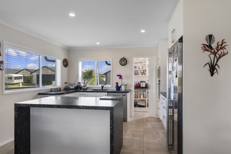 Photo of property in 36 Piata Street, Papamoa Beach, Papamoa, 3118