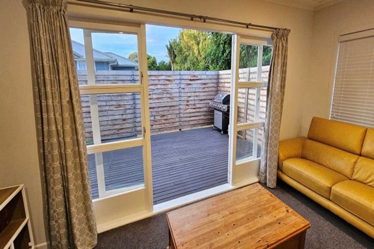 Photo of property in 30b Birdwood Road, Pukekohe, 2120