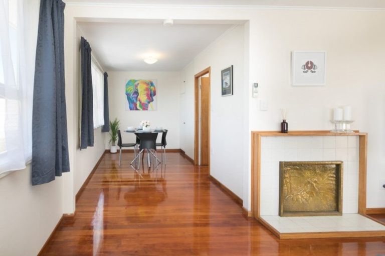 Photo of property in 29 Mahinawa Street, Takapuwahia, Porirua, 5022