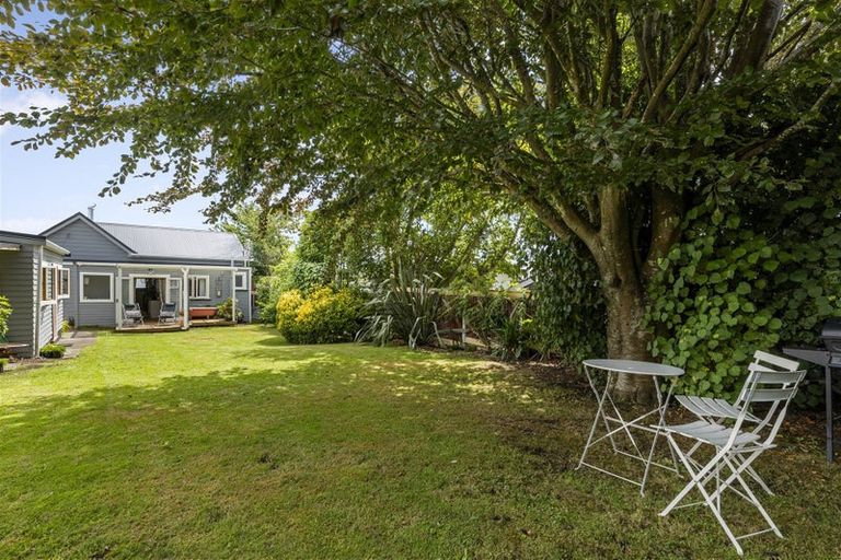 Photo of property in 51 Gaine Street, New Plymouth, 4310