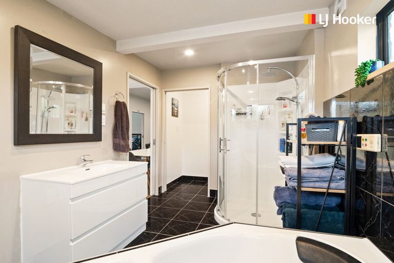 Photo of property in 21 Binnie Street, Abbotsford, Dunedin, 9018