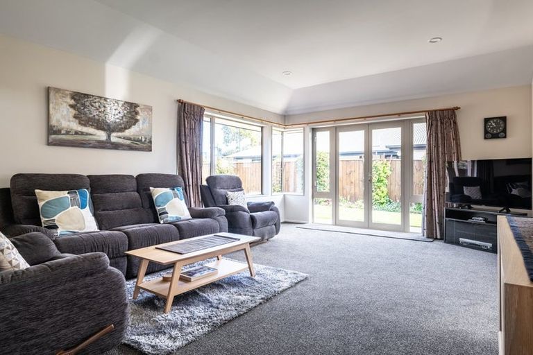 Photo of property in 13 Kendall View, Stoke, Nelson, 7011