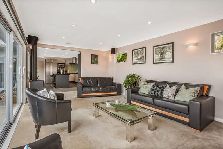 Photo of property in 10 Faris Crescent, Wainuiomata, Lower Hutt, 5014