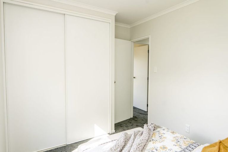 Photo of property in 5 Greta Banks Place, Wattle Downs, Auckland, 2103