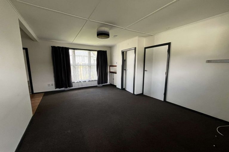 Photo of property in 4-6 Speedy Street, Stokes Valley, Lower Hutt, 5019