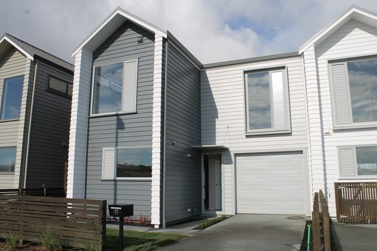 Photo of property in 49 Glidepath Road, Hobsonville, Auckland, 0616