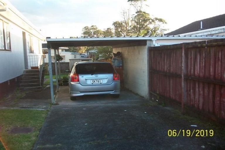 Photo of property in 2/204 Waitemata Drive, Ranui, Auckland, 0612